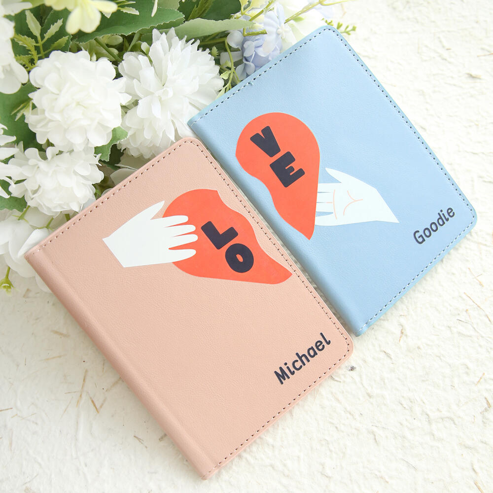 2PCS 사용자 정의 이름 커플 하트 패턴 Pu 여권  - Travel Accessories Hong Kong 리뷰 및 가격